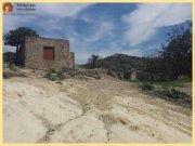 Agia Galini Kreta, Agia Galini Grundstück von 34.000m² mit altem Haus. Grundstück kaufen